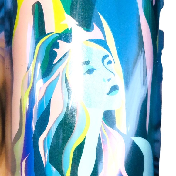 Limited Edition tall Starbucks mermaid cup with lid - Picture 4 of 11